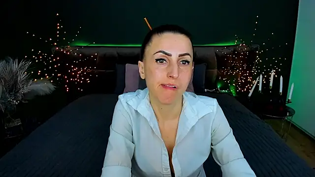 XXX chat uživo modela Rebecca_Diamond