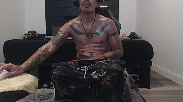 inc25cb@xh's Webcam Show