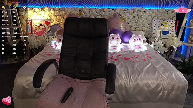 Chatroom XXX en direct de FoxyShy