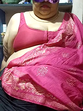 tamilthanushri's Live XXX Chat