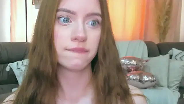 Erica_Kiss élő XXX-chatje