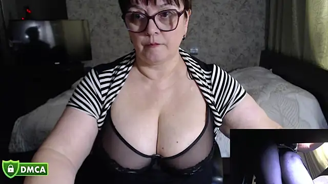 BrandiOhNight's Live XXX Chat