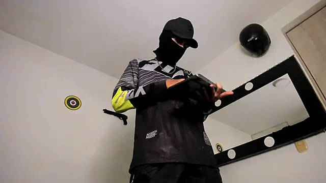 Czat XXX na żywo – Samuel_Suarez