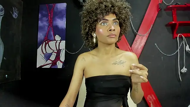 SofyAdamss webkamerás műsora