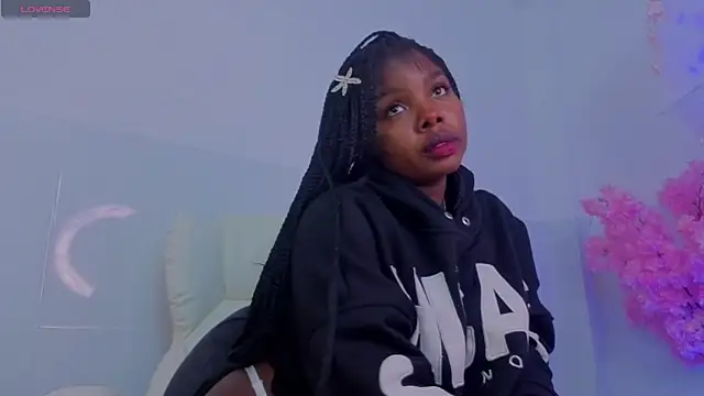 KilyetVera3x 即時 XXX 聊天