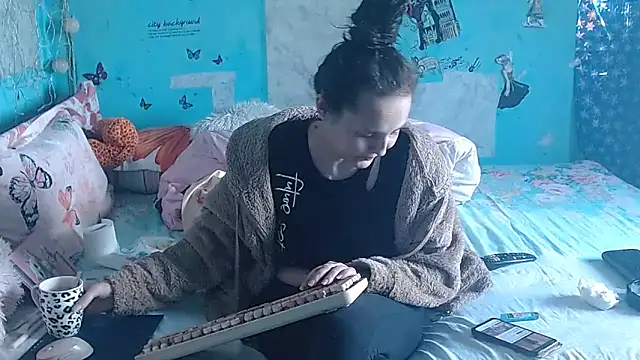 brighteyes77 即時 XXX 聊天