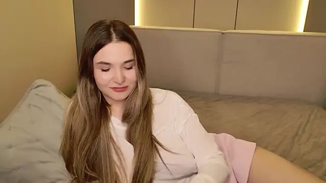 Lina_Sinerz Chat XXX in diretta