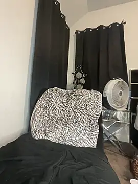 Czat XXX na żywo – Exotic_Queen_