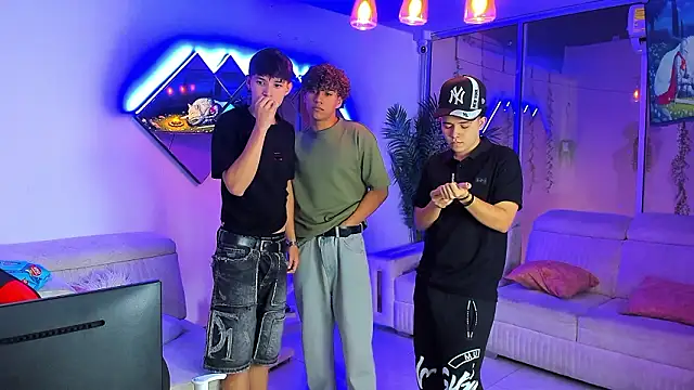 Houseofwarrios élő XXX-chatje