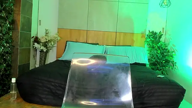 JacobDravenn Live XXX chat