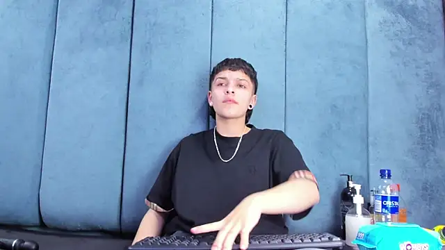 Megan_Thompson_ Chat XXX in diretta