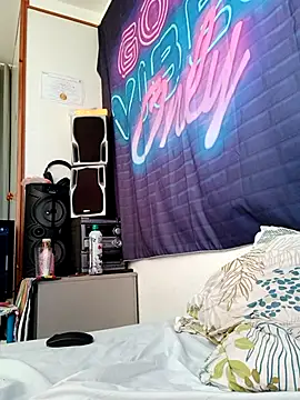 Mikaaa97 Live XXX-Chat