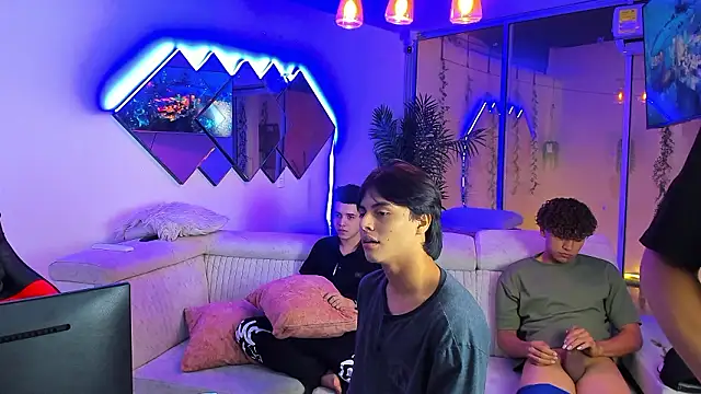 Houseofwarrios Live XXX Chat