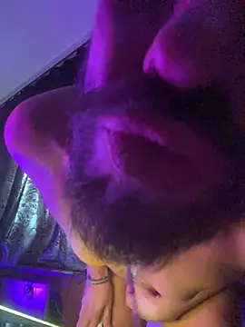 Guyst049: онлайн-секс-чат