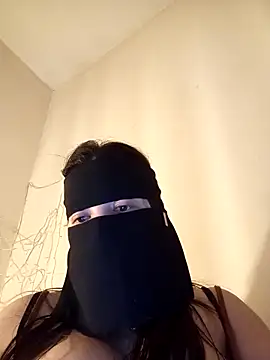 LONA-_- Chat XXX in diretta