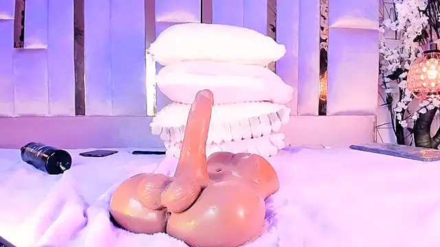 Naomistart 现场XXX聊天