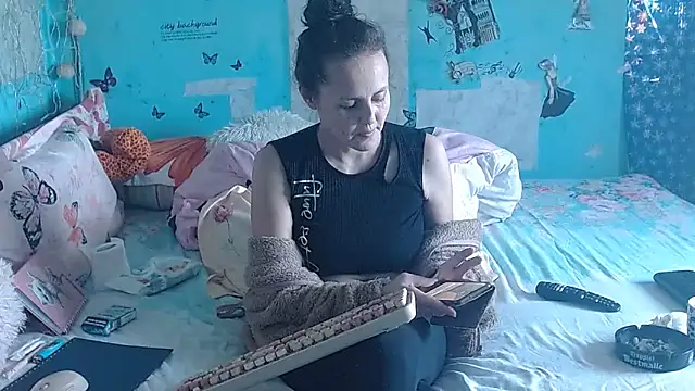 แชท XXX สดของ brighteyes77