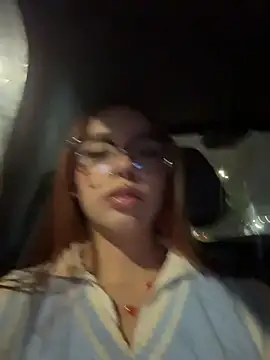 Živý XXX chat Karina16_pink