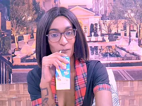 แชท XXX สดของ IndianRebel4u2Luv