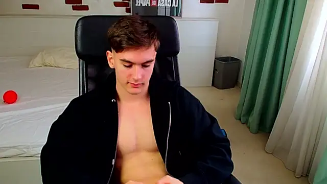 BradyFlint's Live XXX Chat