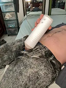 Show Webcam de 2addictivelyhorny