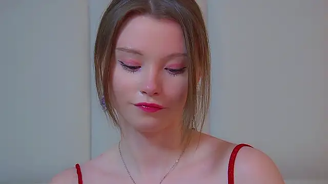 KeiraAsti's Live XXX Chat