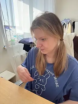 MaryHiggins live XXX chat