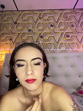 MelanyyJhonson15 Adlı Modelin Canlı XXX Sohbeti