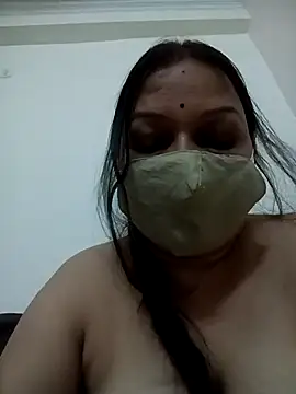 naughtymadam – webcam-show