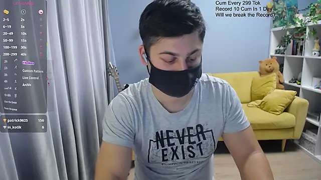 Tomguys 即時 XXX 聊天