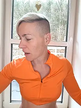 DarleenHotn Live XXX chat