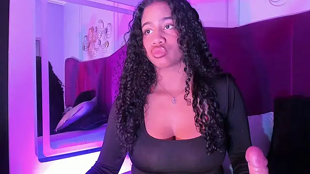 Sofi_Fox_ Chat XXX in diretta