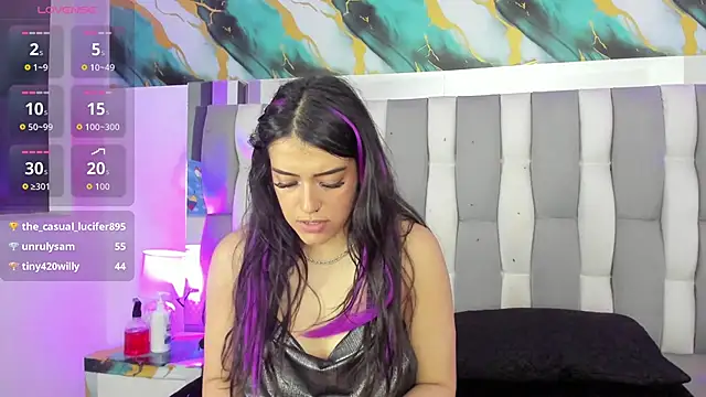 IsaDiiaz 现场XXX聊天