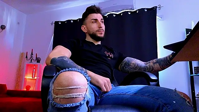 XXX chat uživo modela MightyAaron66