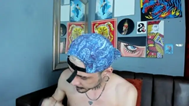 MurdockHn Live XXX chat