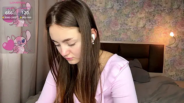 LoraDavi's Live XXX Chat