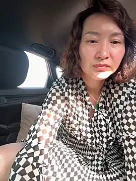 A-ZJunn – Live XXX-chat