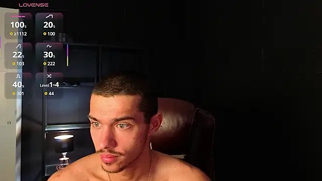 KaydenDrewのライブXXXチャット