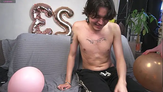 Badtwinkboys 在線直播表演