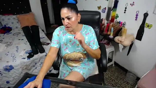 Živý XXX chat mature_bigboobs10