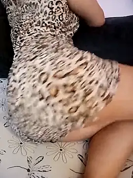 Nikitasharma__ élő XXX-chatje