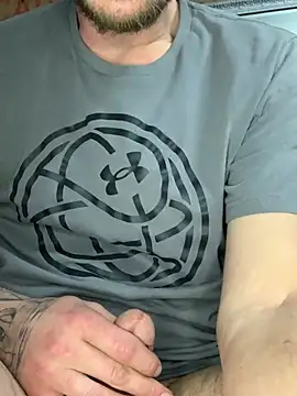 Midwestalphan Live XXX chat