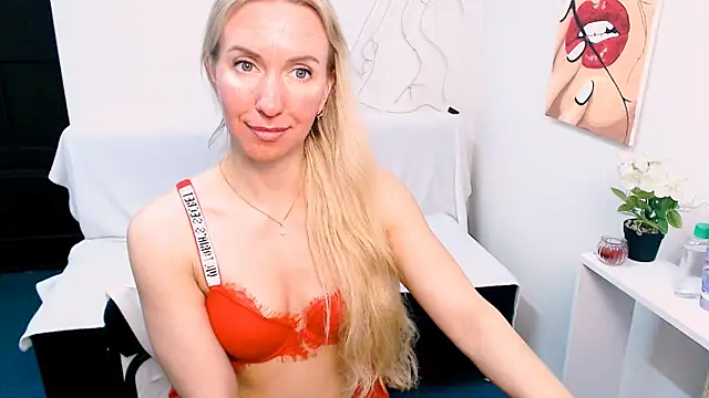 Show modela Cute_Smile_Shy na web-kameri