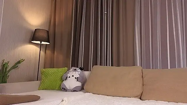 Chat +18 de LurleneRamo ao vivo