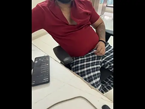 XXX chat uživo modela FlirtyxBoy