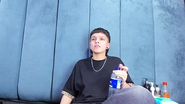 Megan_Thompson_ Chat XXX live