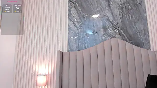 XXX chat uživo modela Kenia_Storm