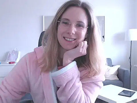 EllyEdelweiss' Webcam Show