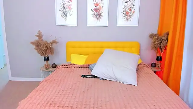 MiaSilkX's Live XXX Chat