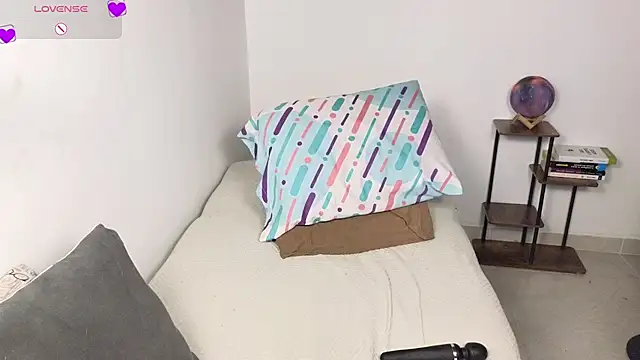 blue__moon_ Live XXX-Chat